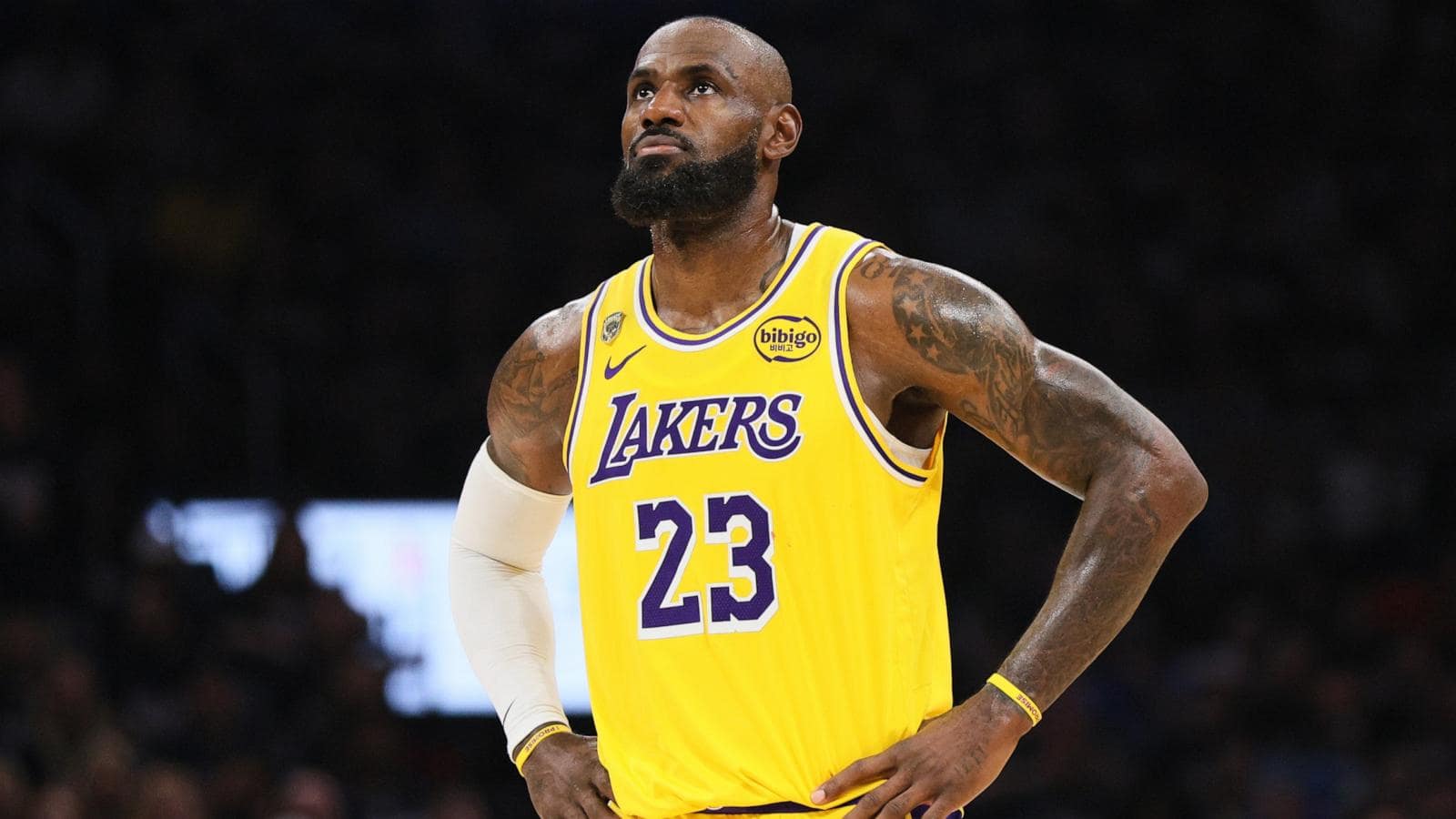 LeBron James to leave Lakers, continue his career elsewhere