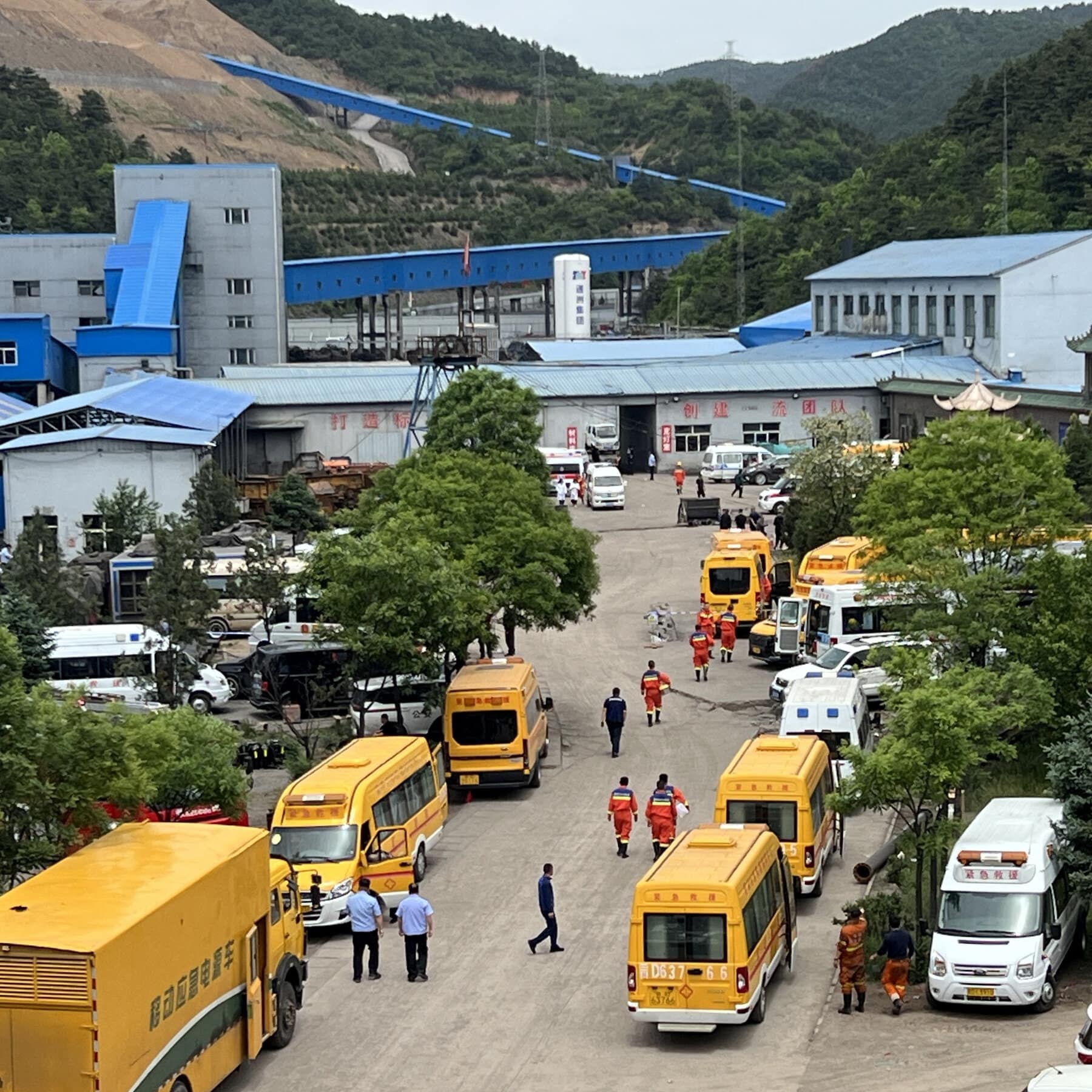 Xi Calls for All-Out Rescue After Coal Mine Explosion Kills at Least 82 in China